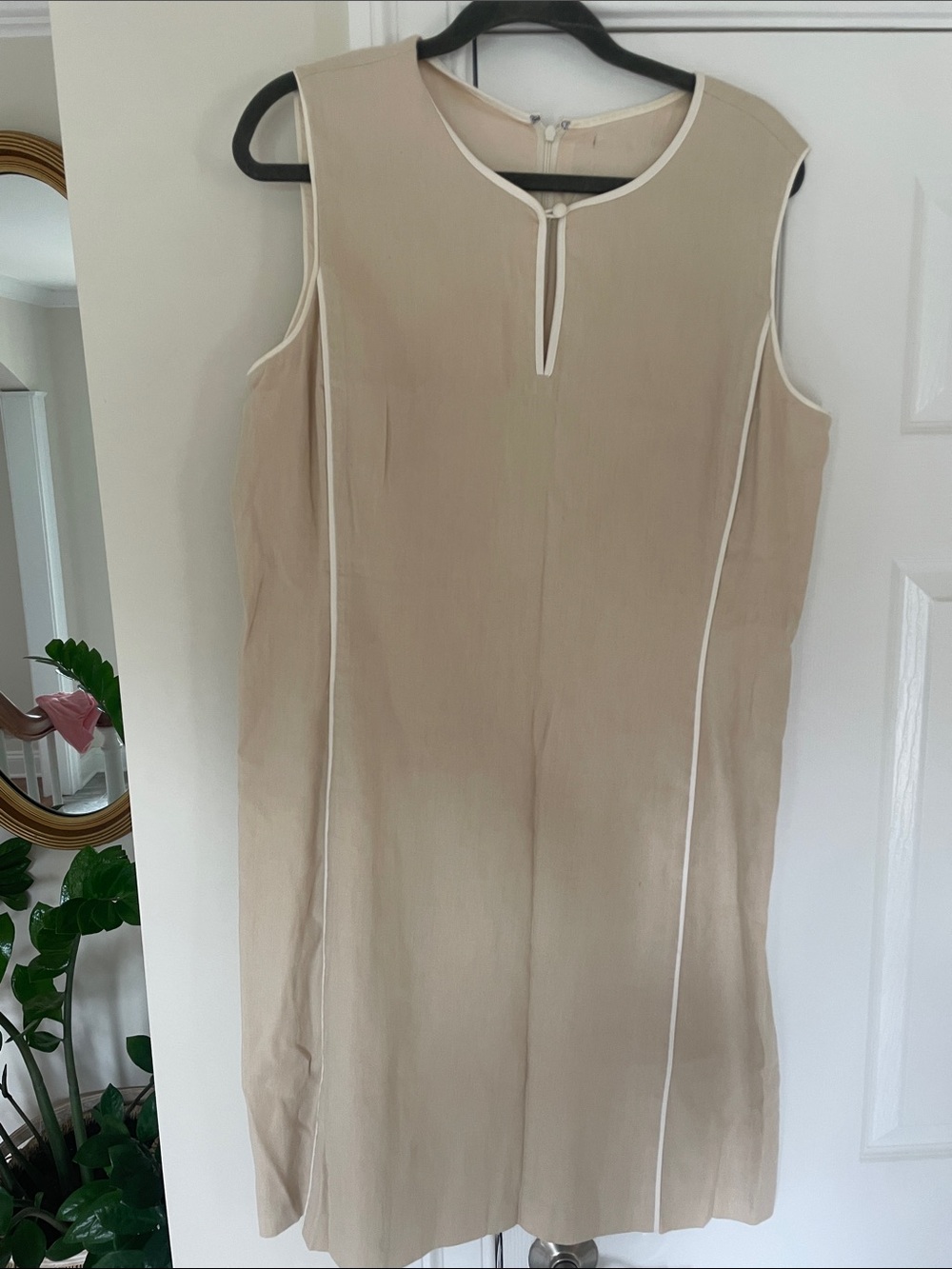 Source Unknown Beige Midi Dress with White Piping